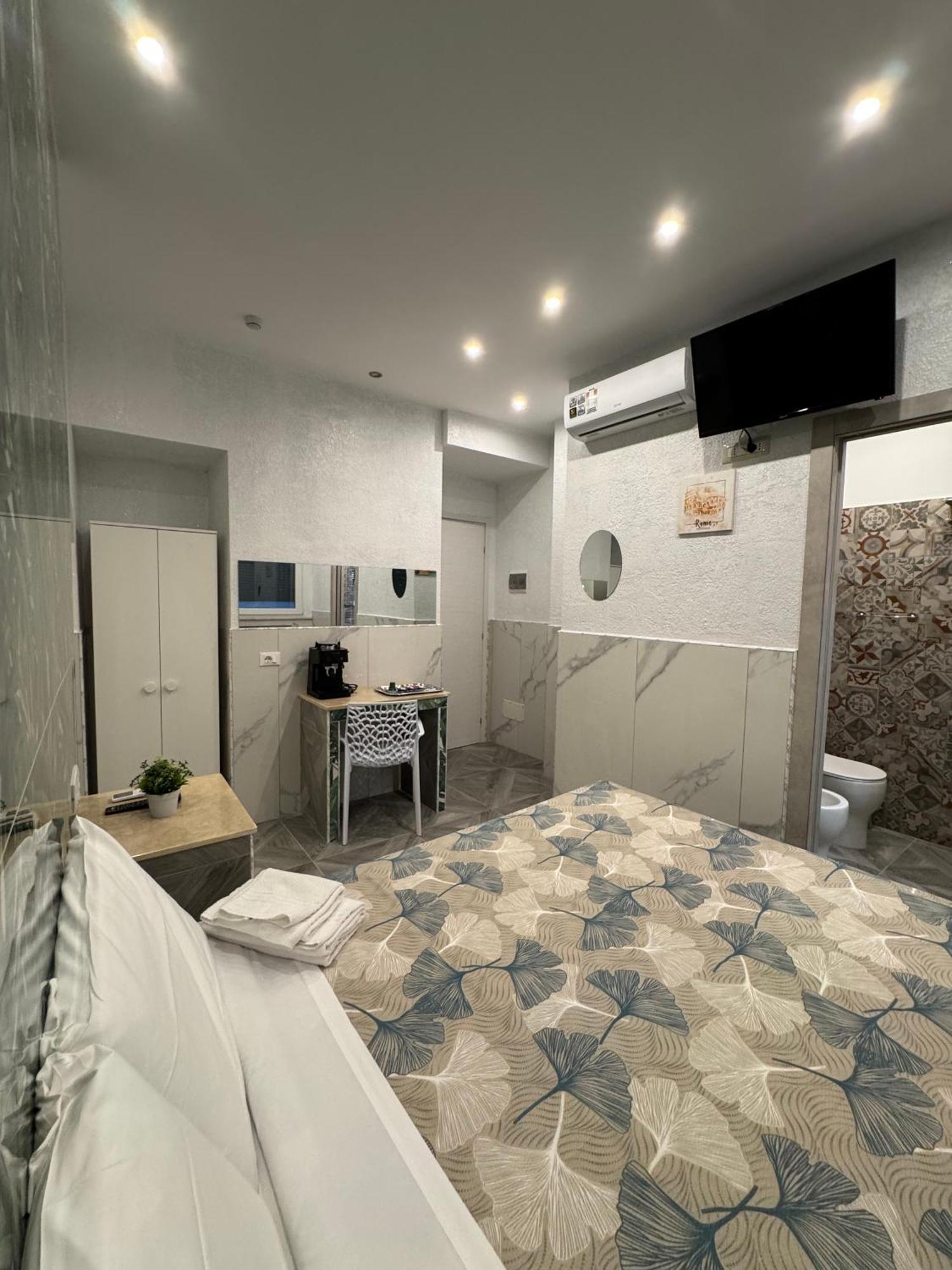 Luxor Eco Casa E Per Vacanze In Centro Piazza Bologna, Colosseo, Piazza Di Spagna, Vaticano, San Pietro, Sapienza, Fontana Di Trevi, Piazza Navona, Trastevere, Tiburtina, Termini, Aeroporto Frühstückspension Rom