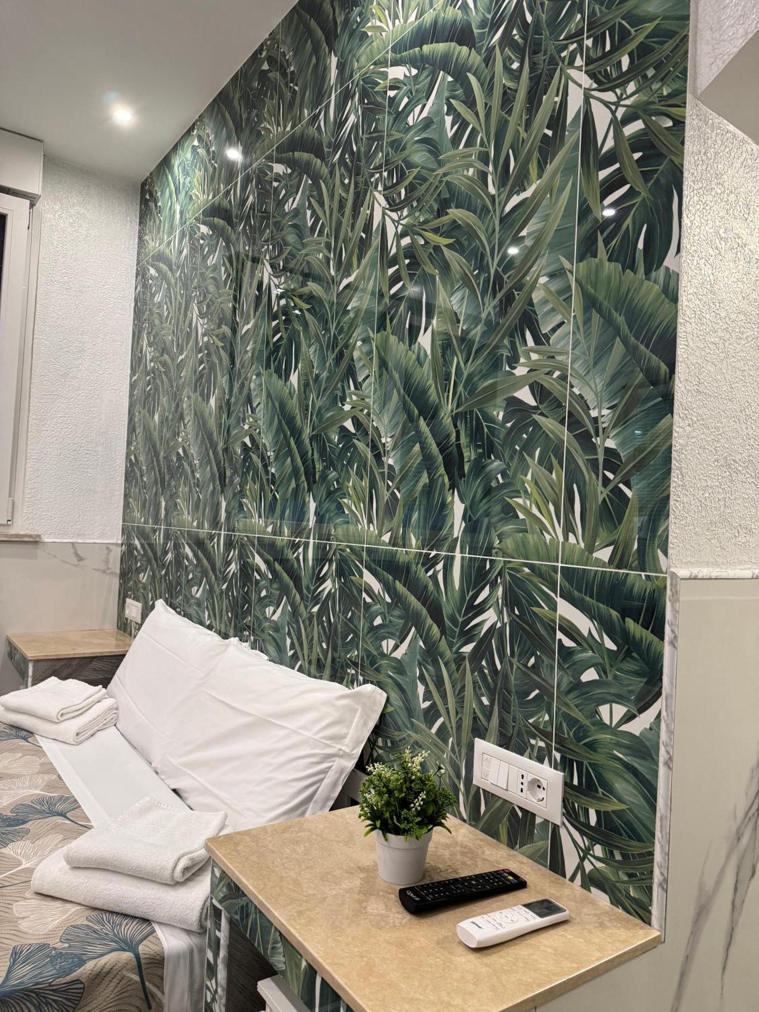 Frühstückspension Luxor Eco Casa E Per Vacanze In Centro Piazza Bologna, Colosseo, Piazza Di Spagna, Vaticano, San Pietro, Sapienza, Fontana Di Trevi, Piazza Navona, Trastevere, Tiburtina, Termini, Aeroporto 2*