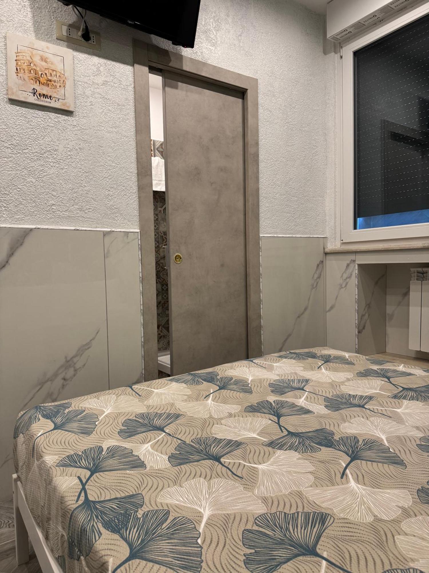 Luxor Eco Casa E Per Vacanze In Centro Piazza Bologna, Colosseo, Piazza Di Spagna, Vaticano, San Pietro, Sapienza, Fontana Di Trevi, Piazza Navona, Trastevere, Tiburtina, Termini, Aeroporto Frühstückspension Rom